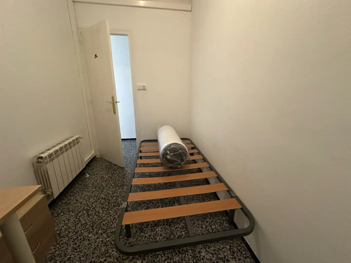 Bedroom of Flat for rent in Girona  with Furnished, Oven and Washing machine