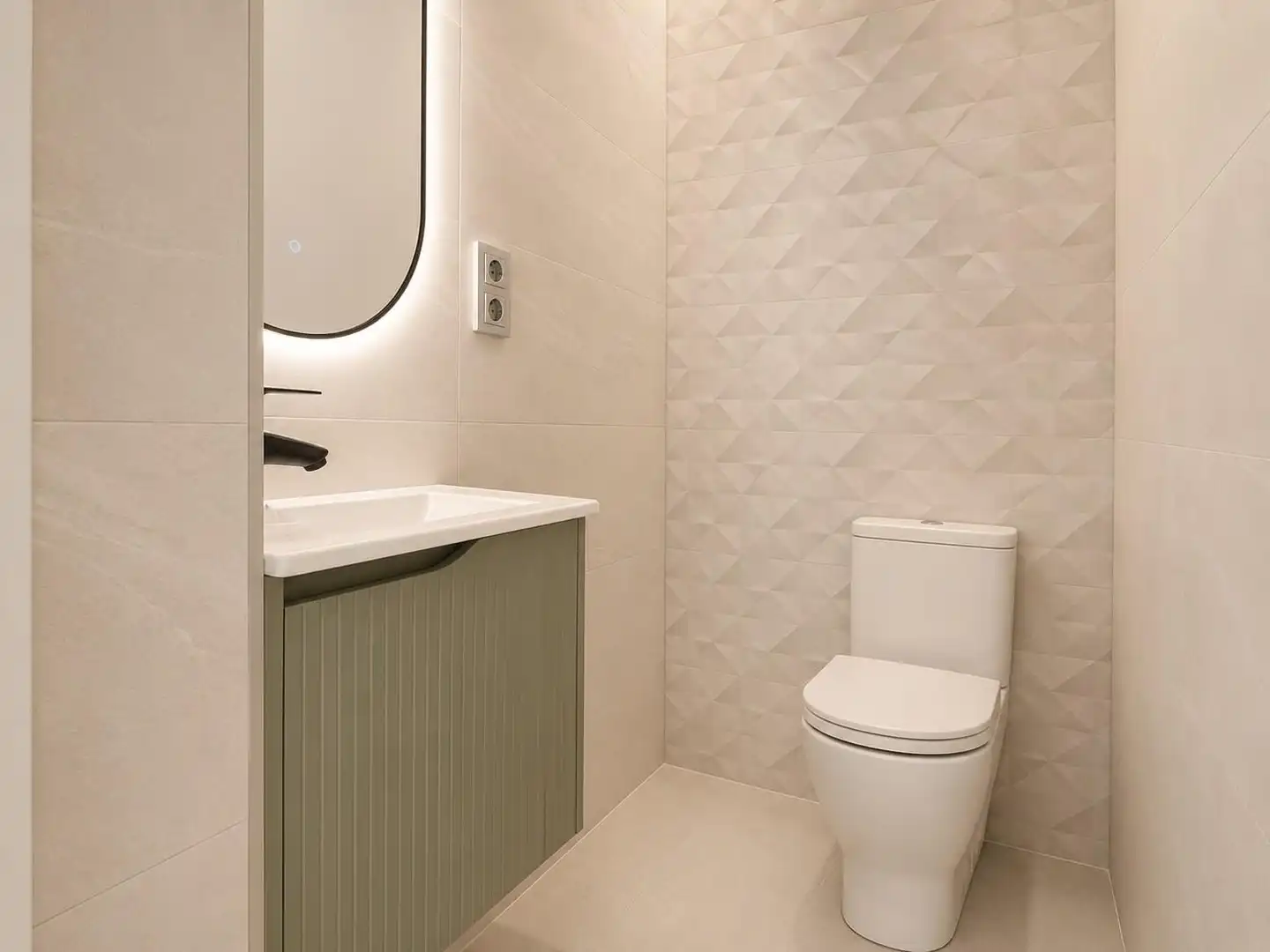 Badezimmer von Erdgeschoss zum Verkauf in Mollet del Vallès mit Klimaanlage, Heizung und Terrasse