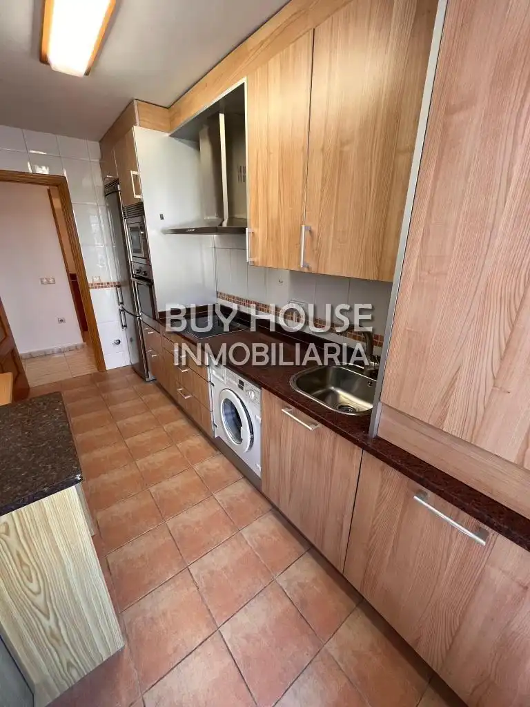Penthouse with lift to rent in Parque Manuel de Vega - Carretera de Ugena, imagen 9