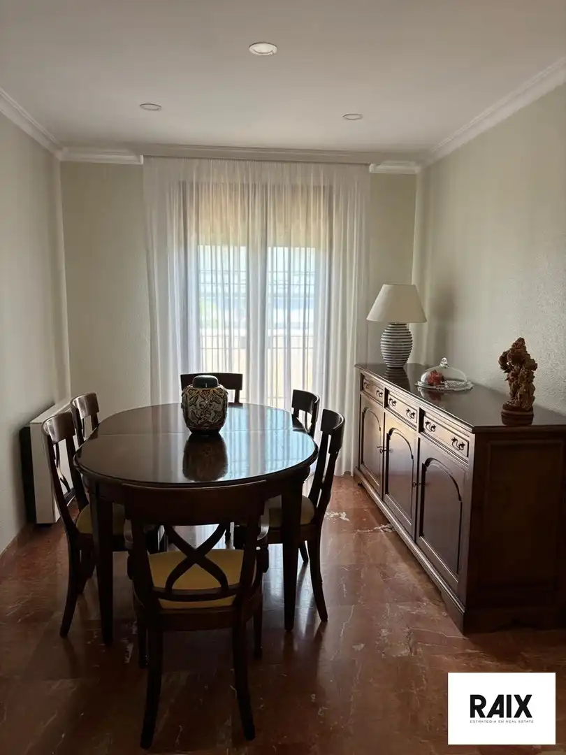 Comedor de Casa o chalet en venta en Algeciras con Calefacción, Terraza y Trastero