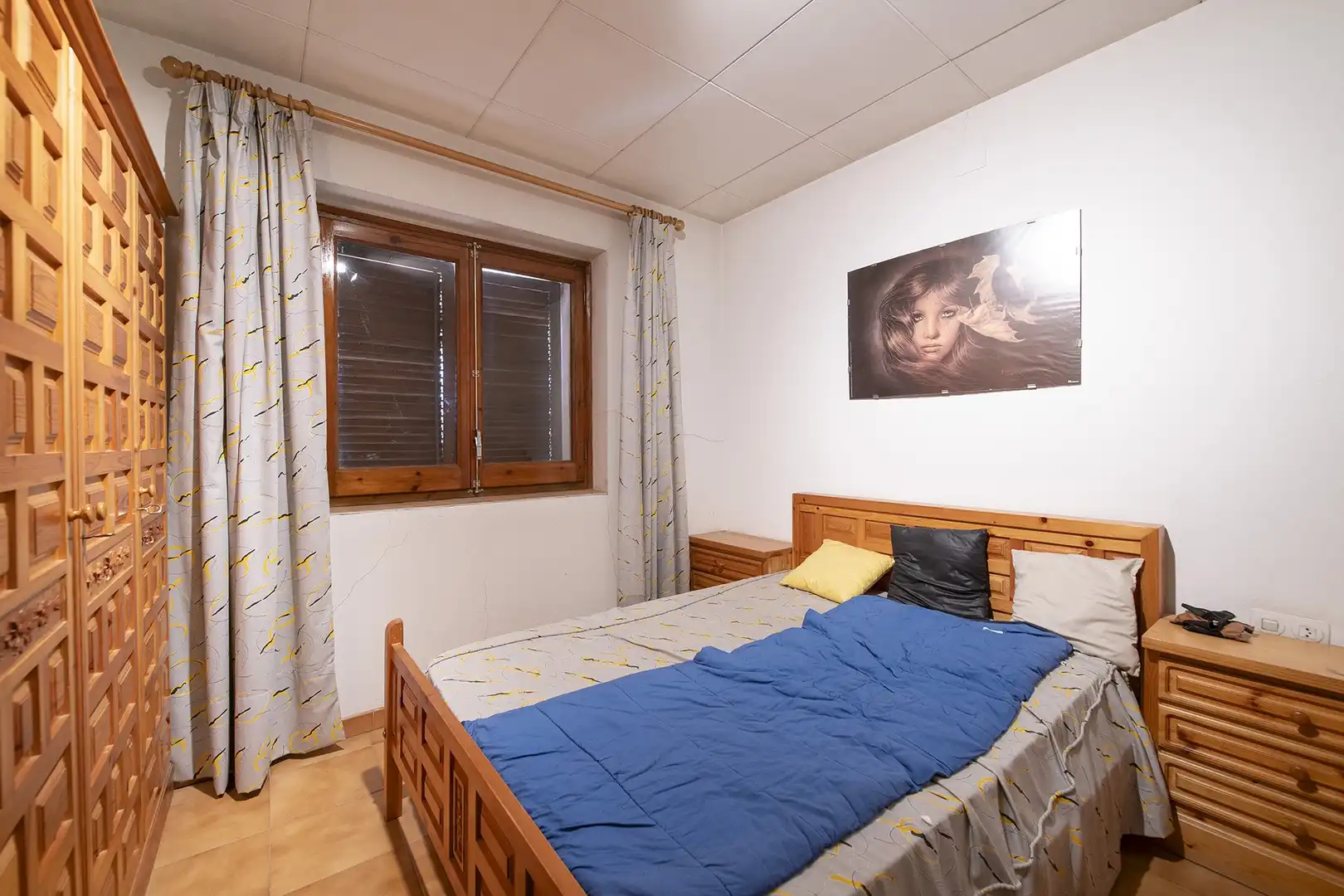Dormitori de Casa adosada en venda en Banyoles amb Calefacció i Terrassa