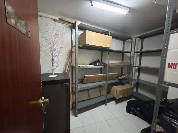 Local en venta en Barcelona con Aire acondicionado, Amueblado y Alarma