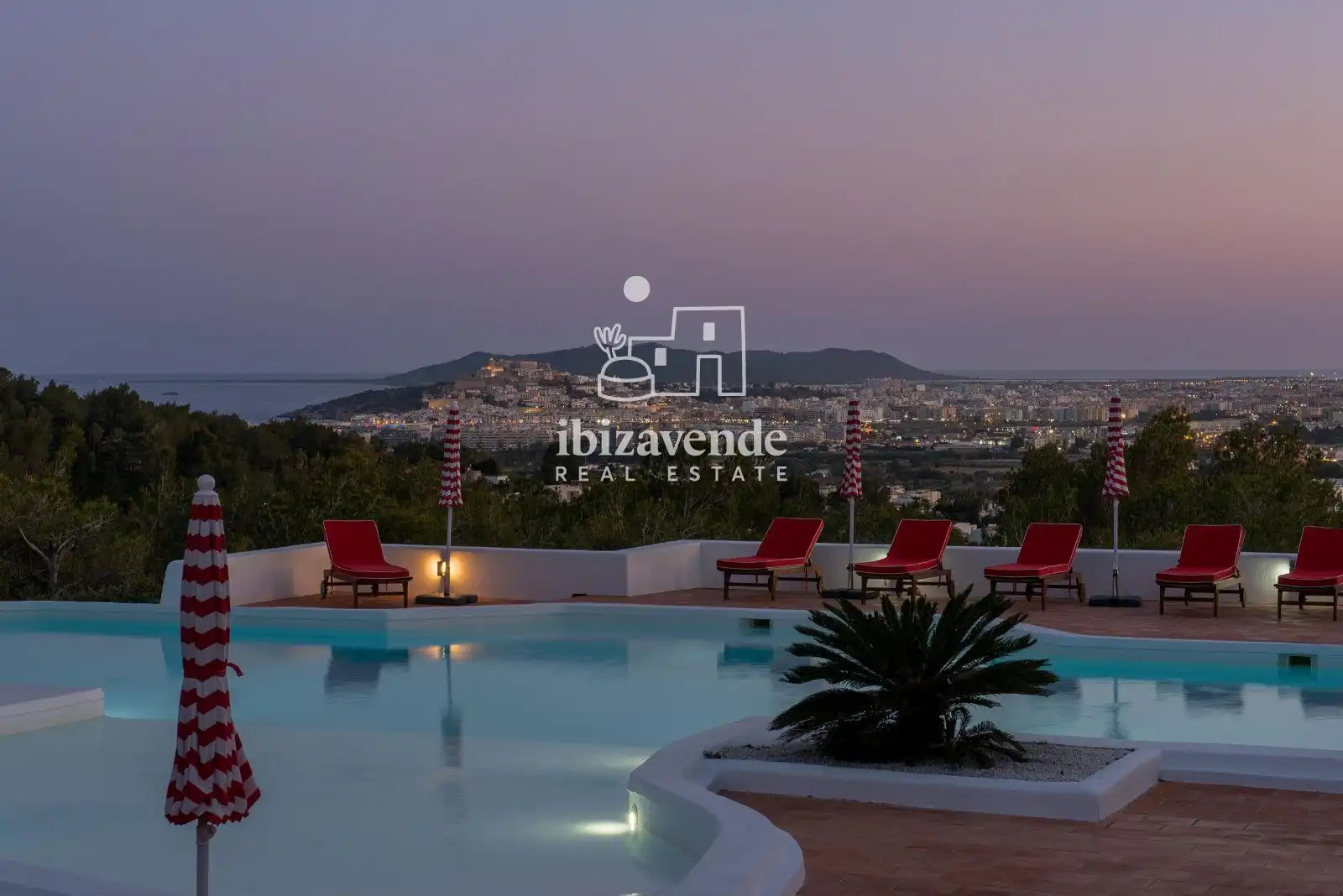 Casa o chalet de alquiler en Santa Eulària des Riu con Aire acondicionado, Calefacción y Terraza