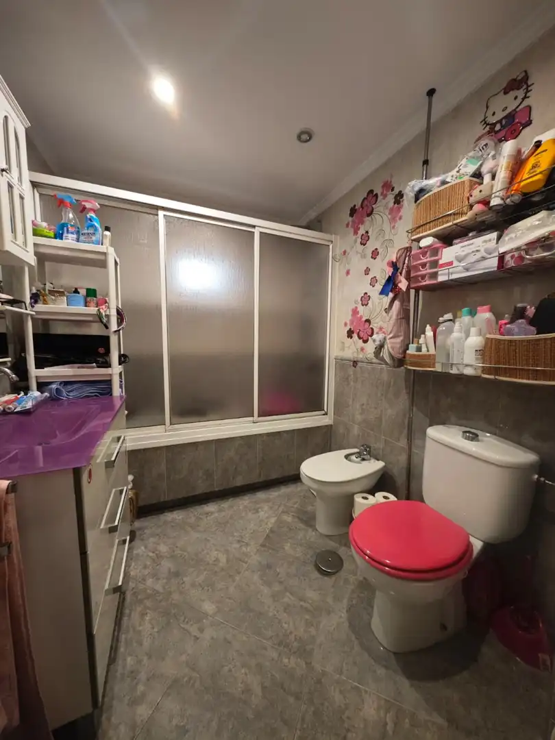 Bathroom of Flat for sale in Parla  with Heating and Terrace