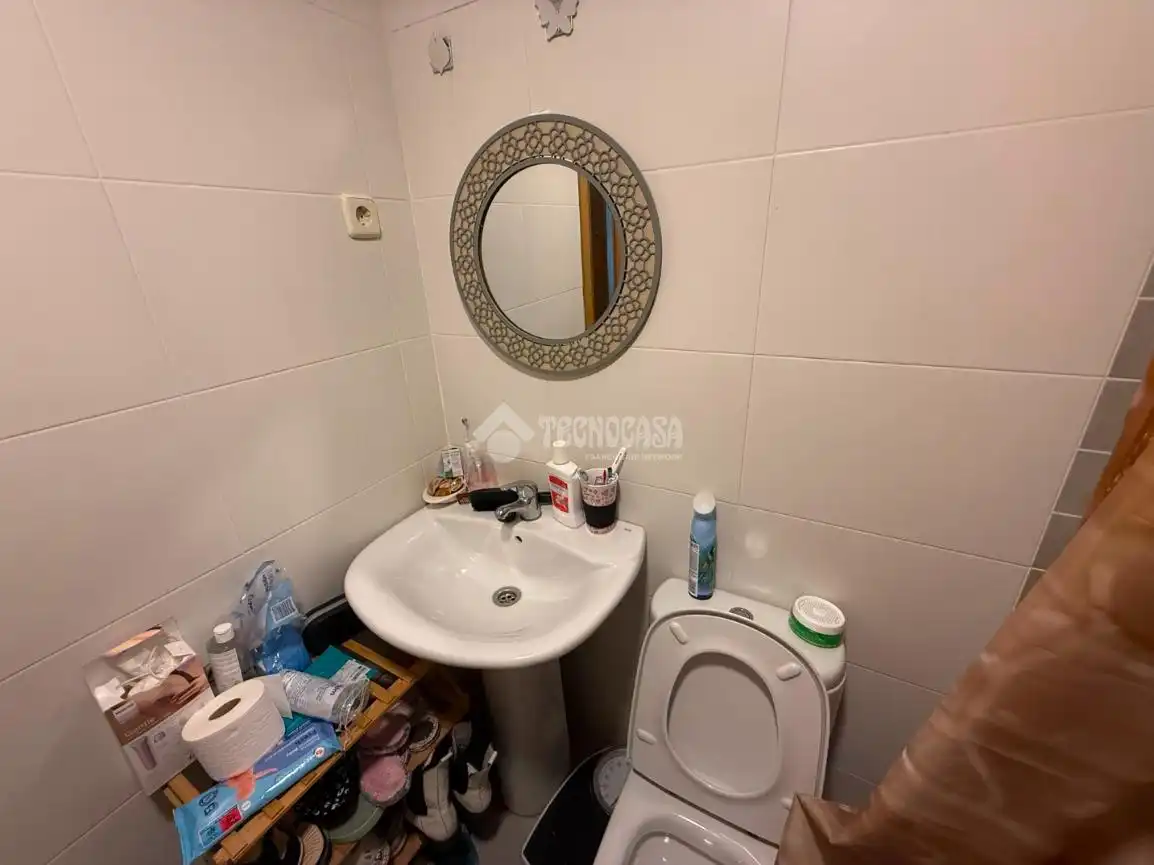 Bathroom of Flat for sale in Almorox  with Air Conditioner, Heating and Parquet flooring