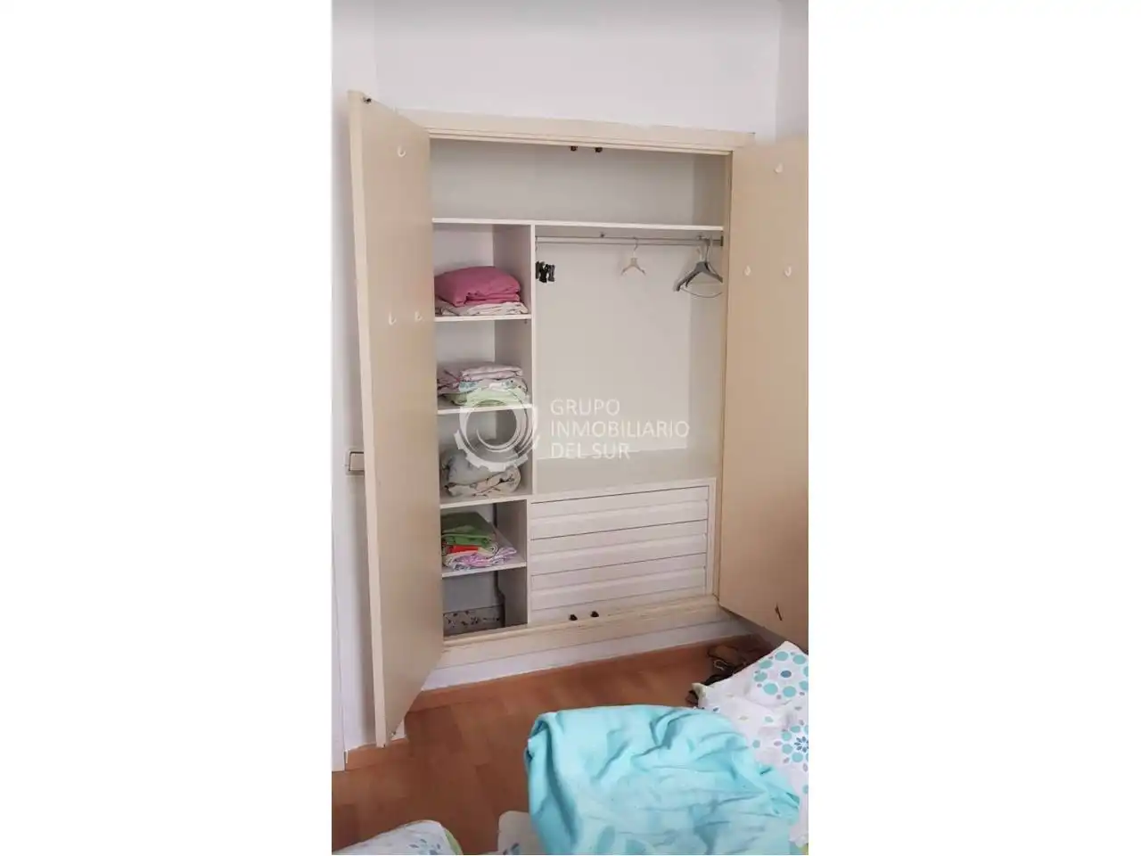 Habitación de Piso en venta en Puerto Real con Parquet y Amueblado