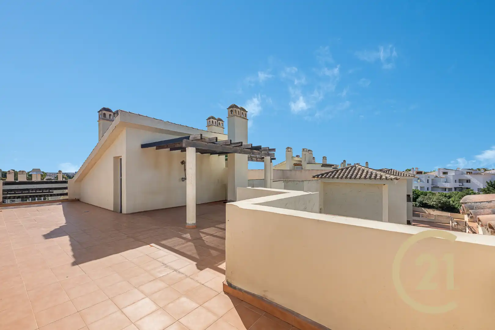 Terrassa de Dúplex en venda en Estepona amb Aire condicionat, Terrassa i Moblat