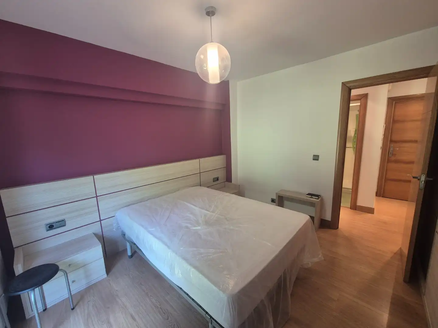 Schlafzimmer von Wohnungen zur Miete in Usurbil mit Heizung, Parkett und Möbliert