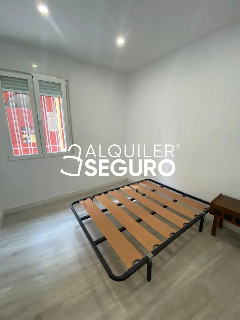 Flat with lift to rent in Fernández Iparraguirre, imagen 9