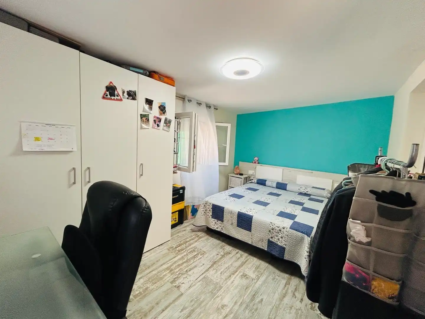 Dormitori de Casa o xalet en venda en Alicante / Alacant amb Aire condicionat, Calefacció i Jardí privat