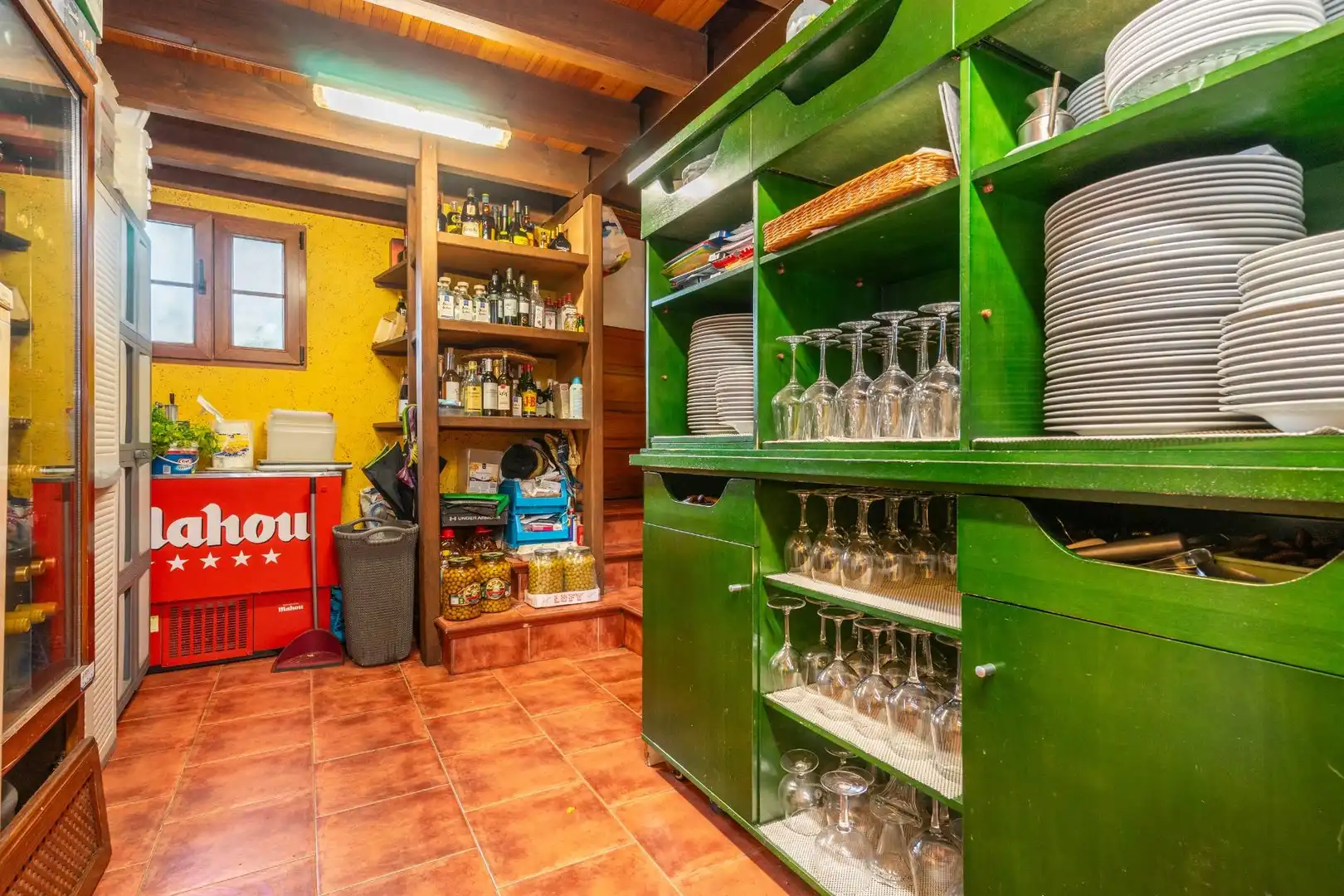 Cocina de Casa o chalet en venta en Caso con Calefacción, Jardín privado y Terraza
