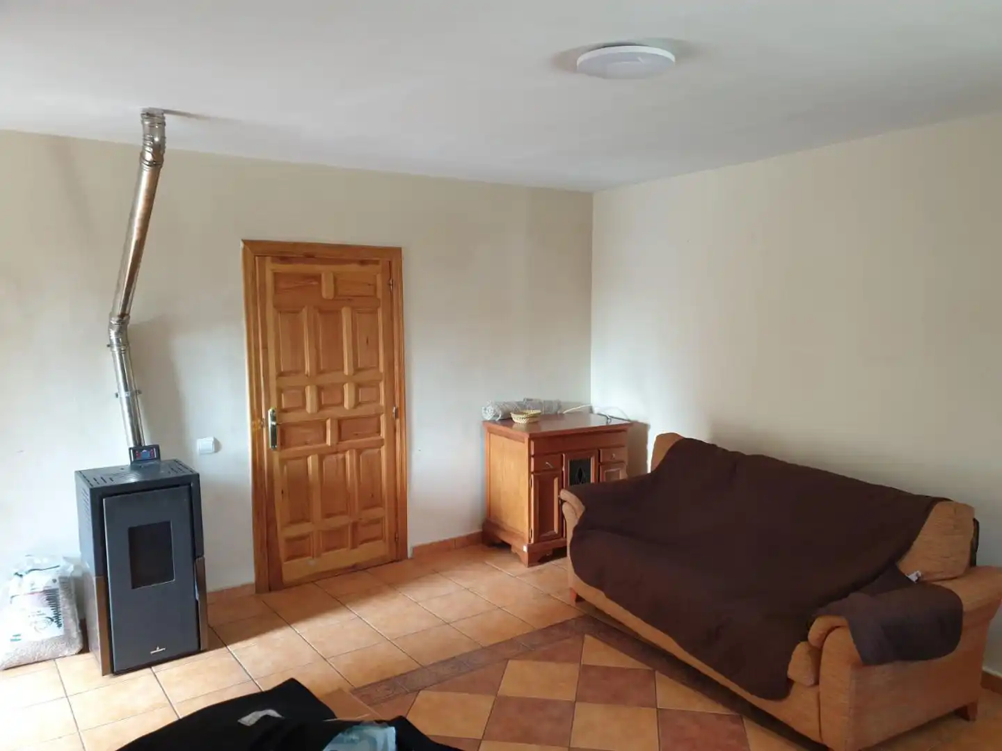 Sala d'estar de Casa o xalet en venda en Medinaceli amb Moblat