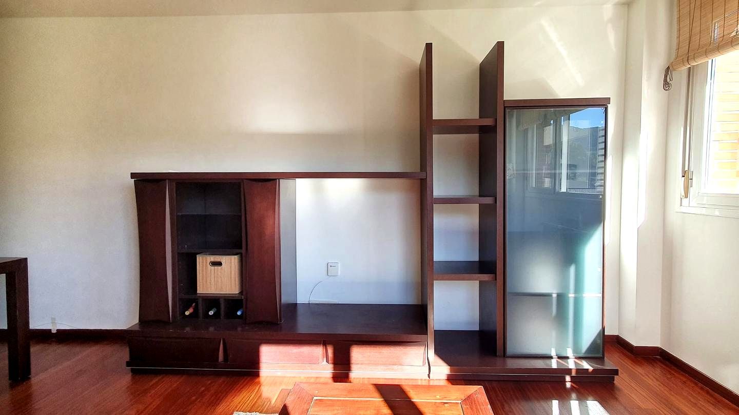 Sala de estar de Piso en venta en Barakaldo  con Calefacción, Trastero y Amueblado