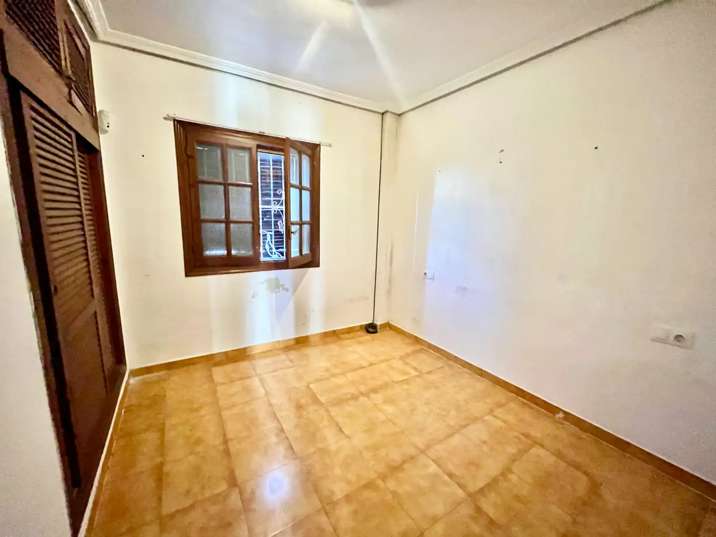 Casa adosada en venta en Orihuela con Aire acondicionado, Terraza y Trastero