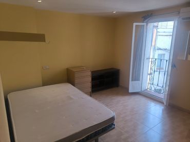 Estudio con balcón en alquiler en Calle de Ayala 86