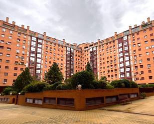 Exterior view of Flat for sale in  Madrid Capital  with Air Conditioner, Heating and Private garden