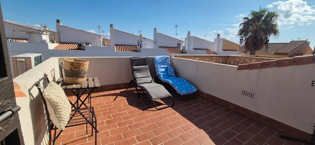 Casa adosada en Venta en Calle Dafnis en Churriana - El Pizarrillo - La Noria-Guadalsol