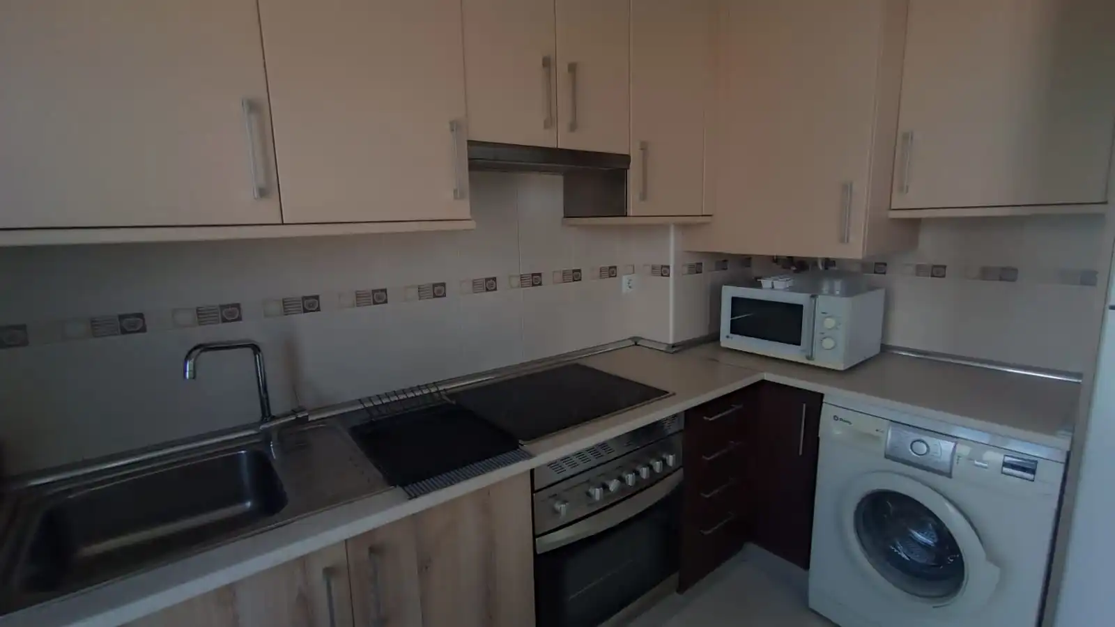 Cuina de Pis de lloguer en Arganda del Rey amb Aire condicionat, Calefacció i Forn