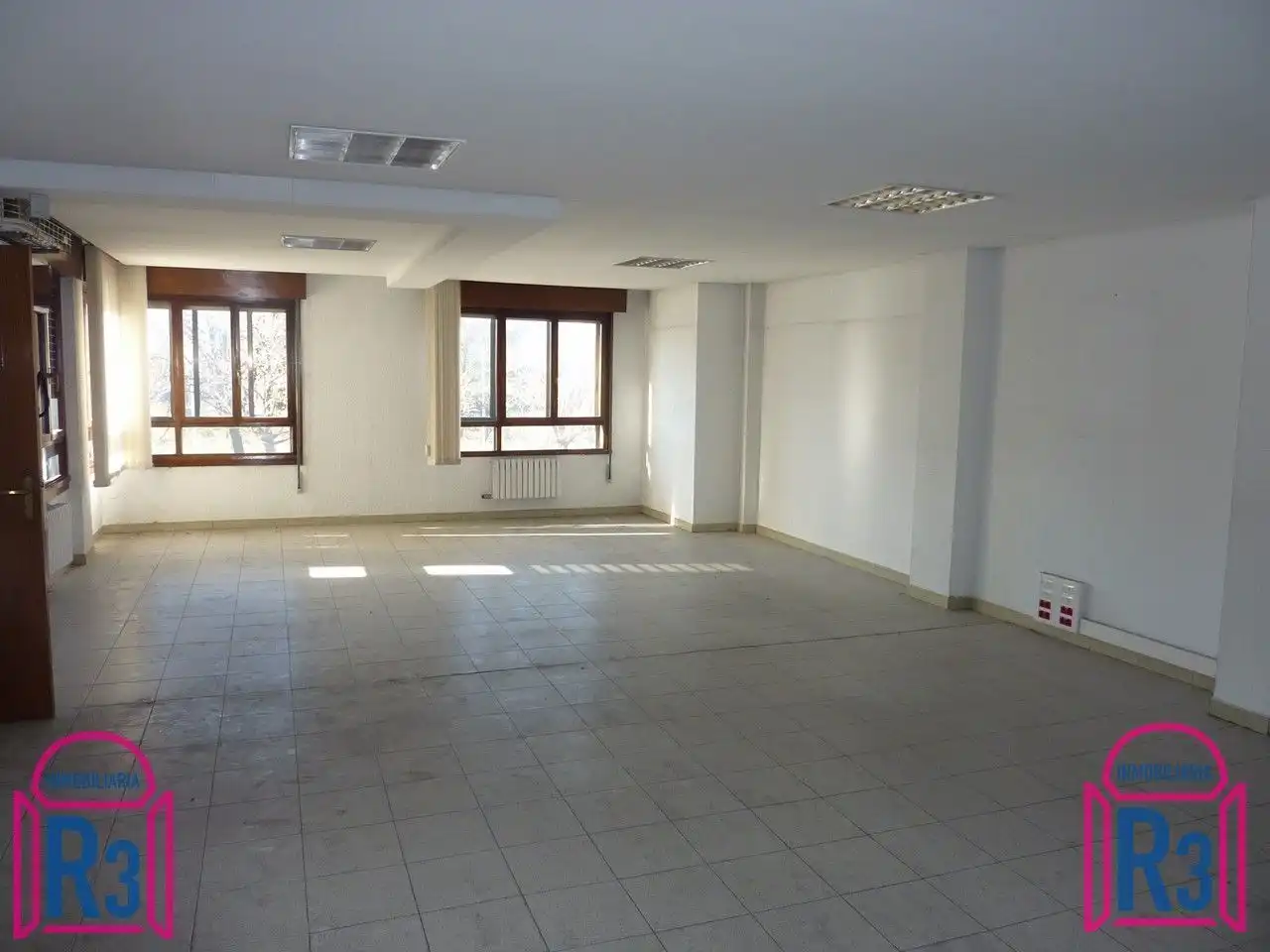 Oficina amb ascensor en venda a Centro Ciudad, imagen 3