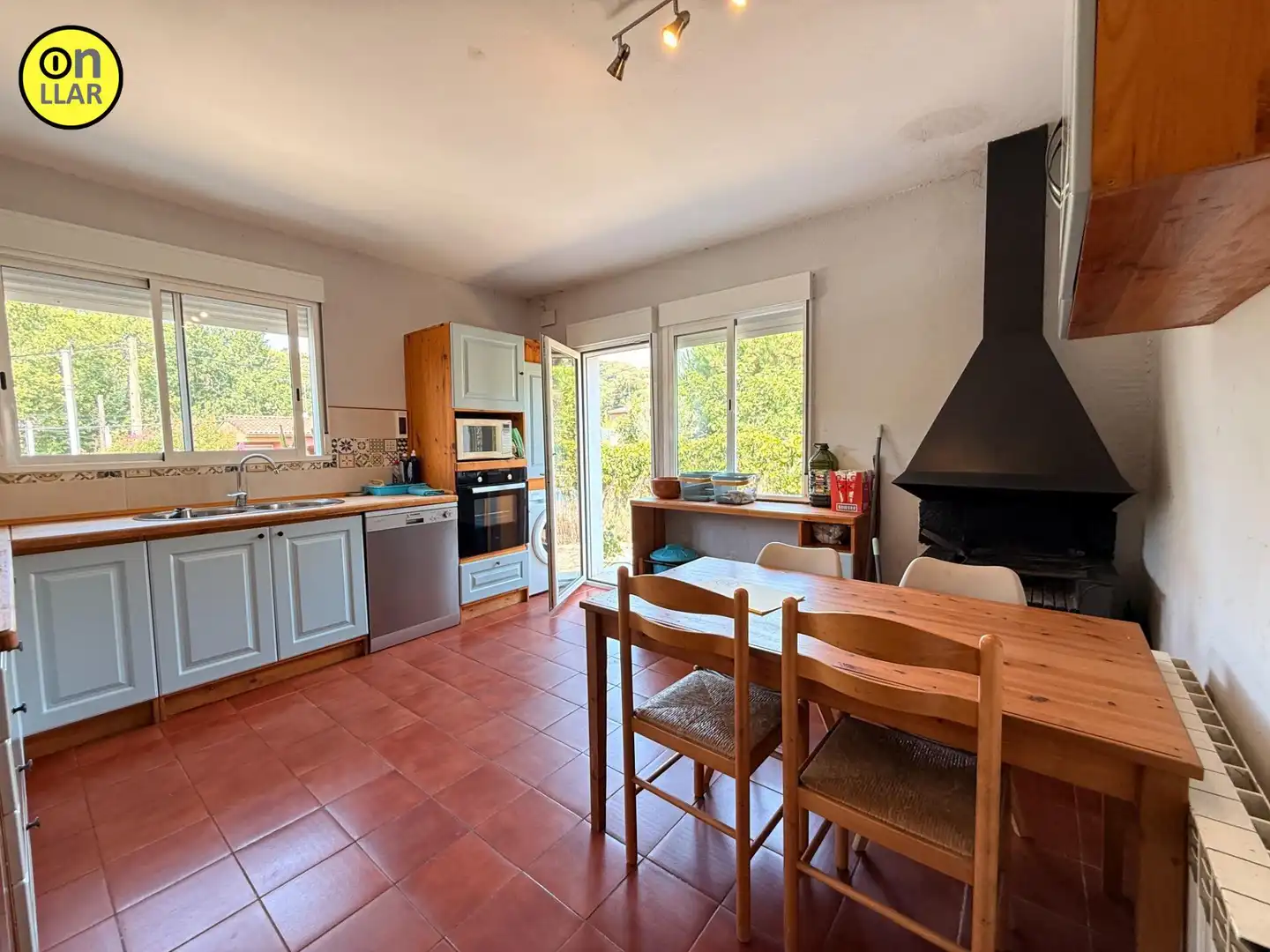 Cocina de Casa o chalet en venta en L'Ametlla del Vallès con Calefacción, Jardín privado y Terraza