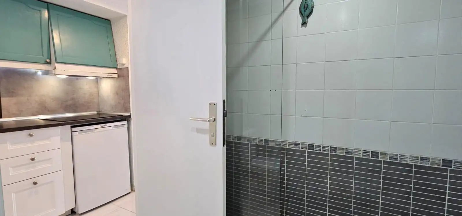 Baño de Estudio en venta en Arona con Terraza, Amueblado y Piscina comunitaria
