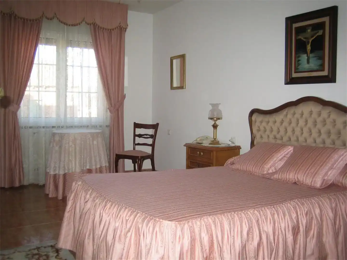 Habitación de Casa o chalet en venta en Gradefes con Piscina y Balcón