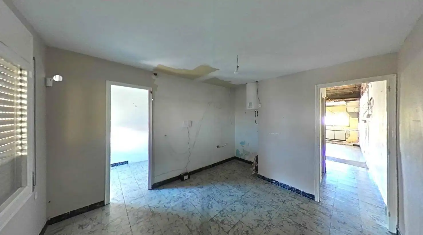Piso en venta en Vallirana con Terraza