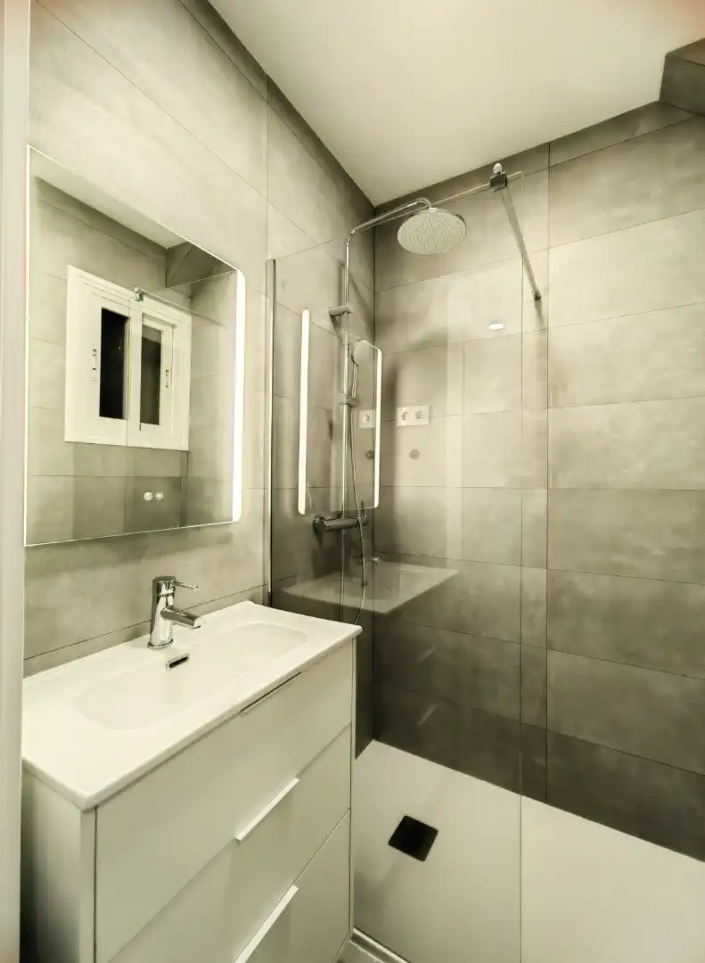 Flat for rent in Calle de Ofelia Nieto, Berruguete