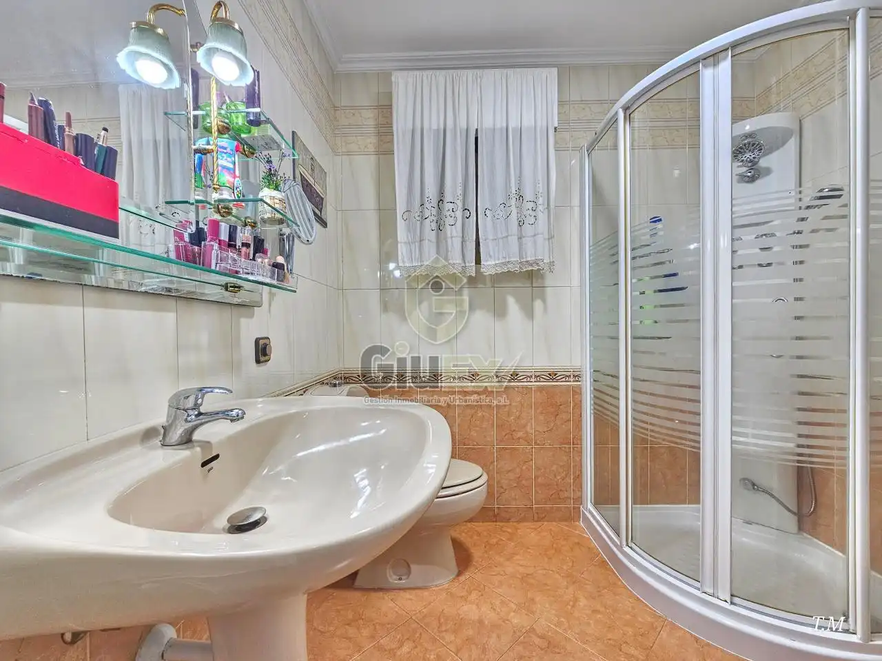 Baño de Casa o chalet en venta en Cáceres con Calefacción, Terraza y Trastero