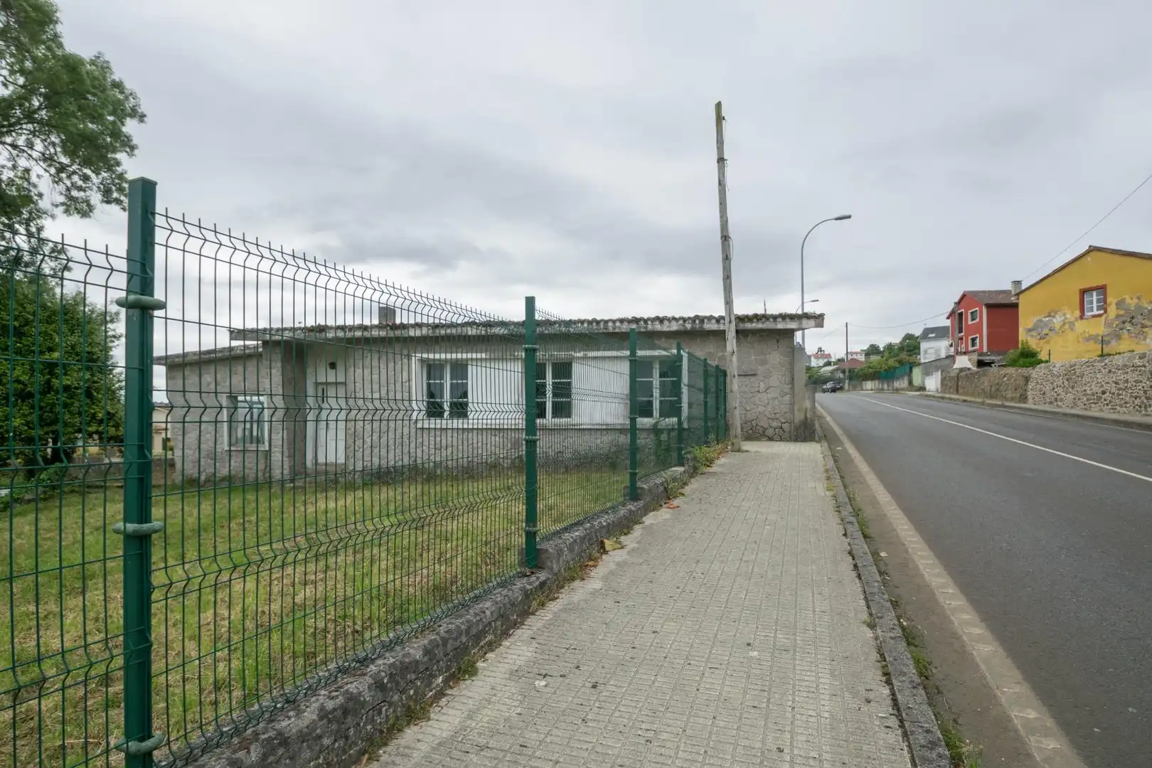 Vista exterior de Casa o xalet en venda en Cambre  amb Terrassa