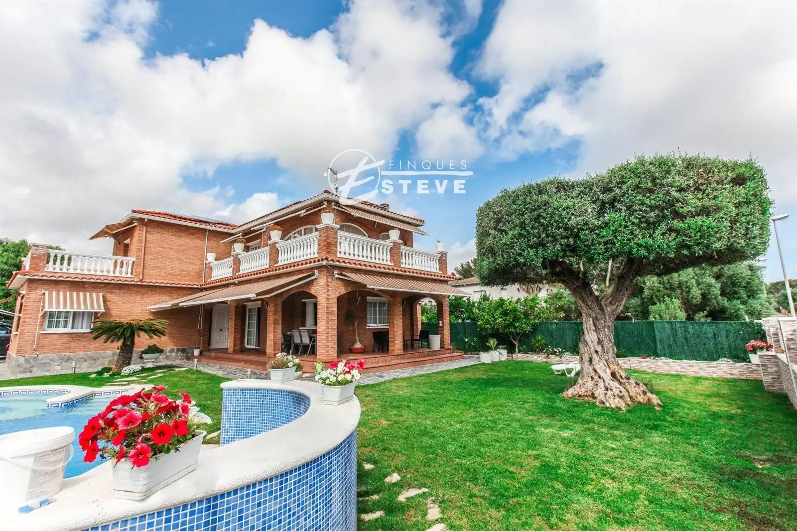 Villa con piscina in vendita a ACUARI, imagen 2