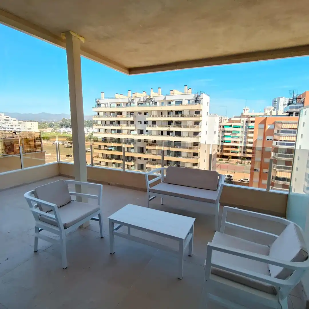 Apartament amb terrassa de lloguer a Calle Calle Safor 6, imagen 3