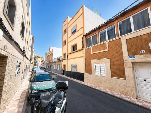 Piso en Venta en Calle de Luis Suárez Suárez en Los Giles - Las Majadillas