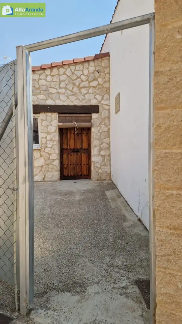 Houses for sale in Pedrosa de Duero