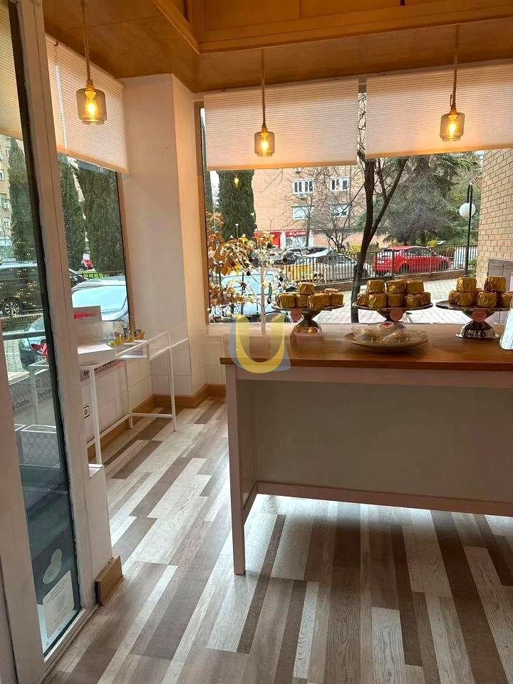 Geschaftsraum zur ubertragung in Valdezarza, Moncloa - Aravaca