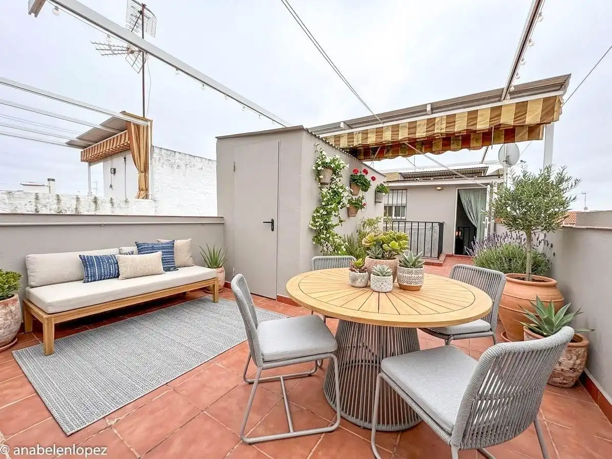 Houses for sale in Calle Cáceres, San Roque - Ronda Norte