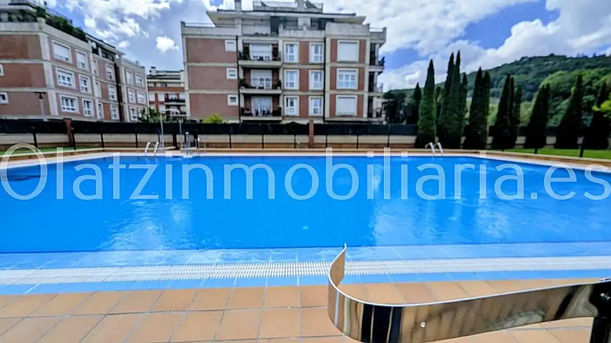 Swimming pool of Flat for sale in Amorebieta-Etxano  with Heating, Balcony and Community pool