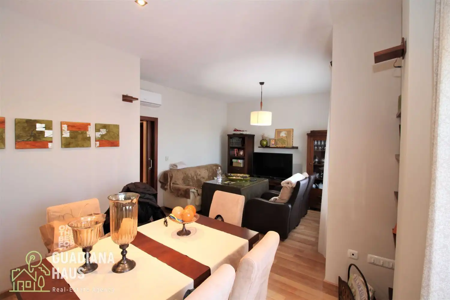 Sala d'estar de Casa adosada en venda en Ayamonte amb Terrassa i Traster