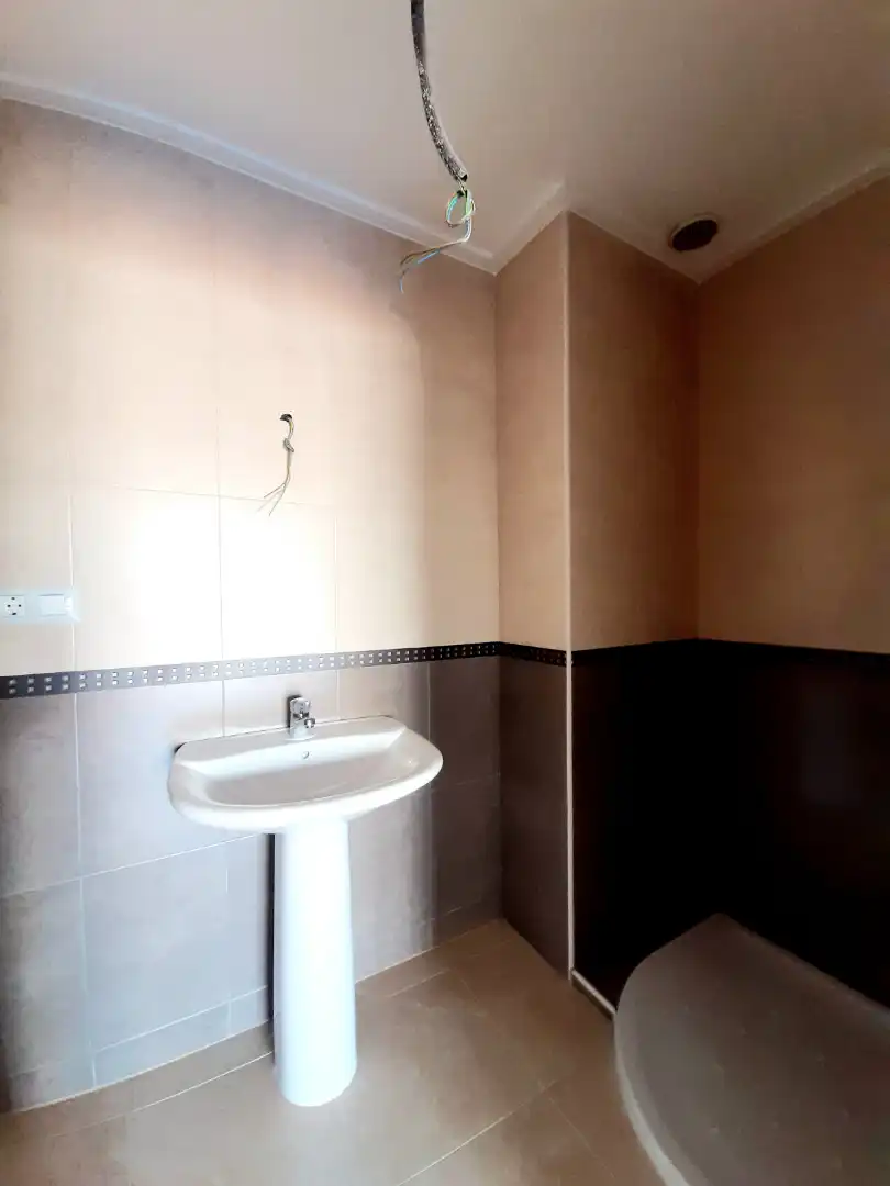Baño de Piso en venta en Archena con Terraza y Trastero