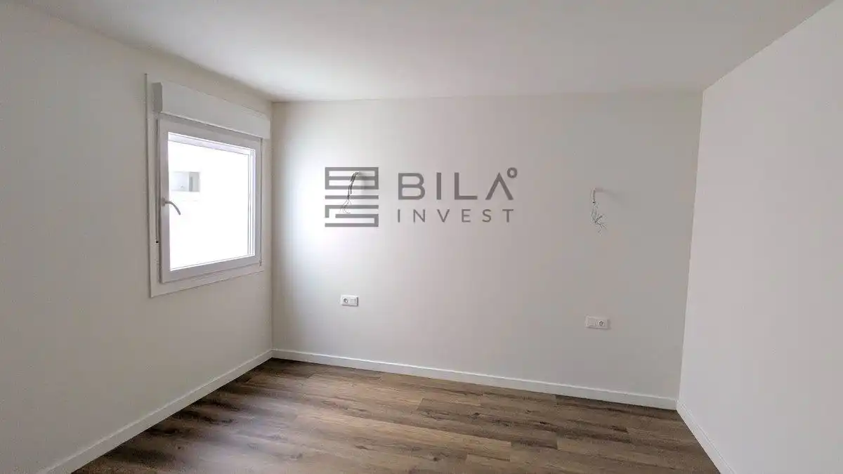 Piso con piscina en venta en Med Hills, imagen 12