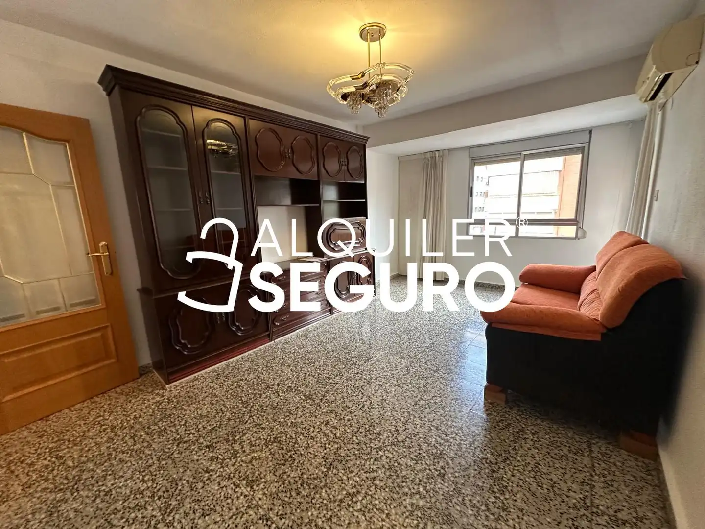 Living room of Flat for rent in Valencia  with Air Conditioner and Furnished