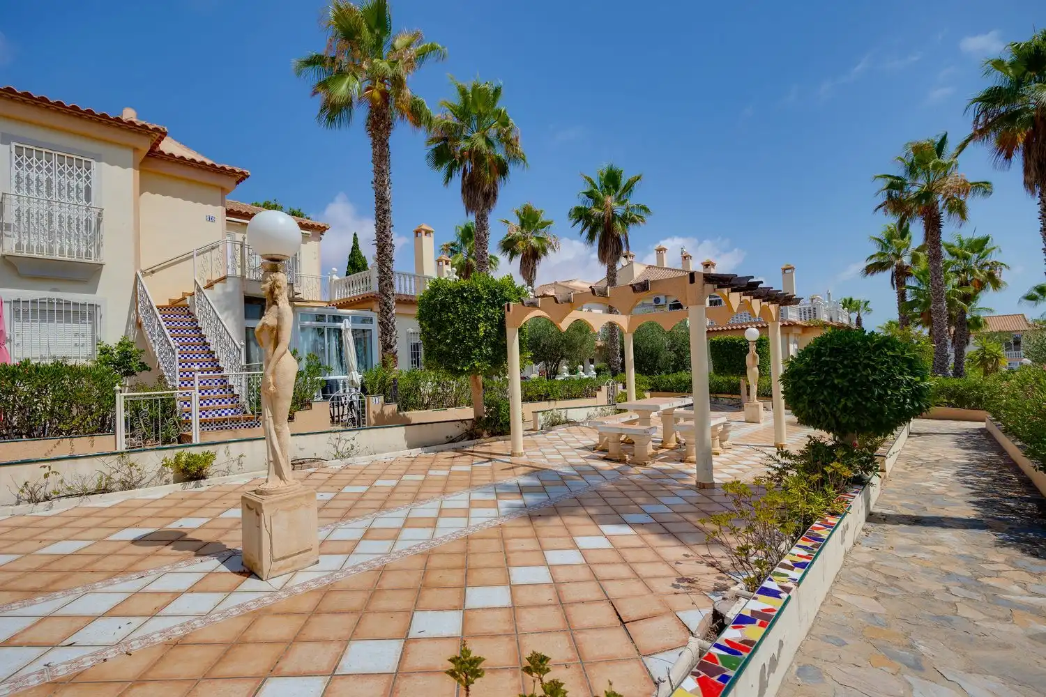 Terrassa de Estudi en venda en Torrevieja amb Aire condicionat, Terrassa i Traster