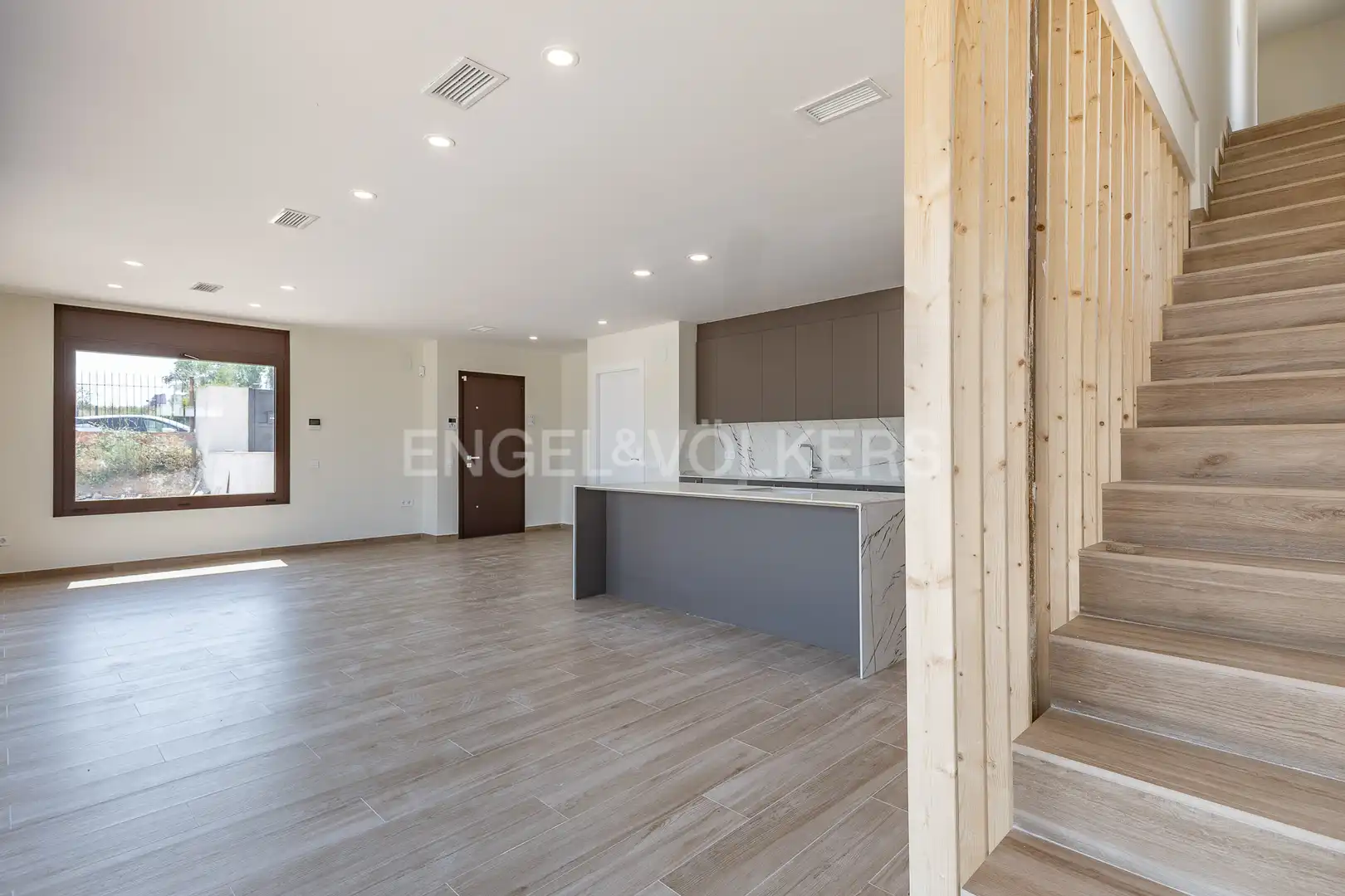 Living room of Houses for rent in Sant Esteve Sesrovires  with Air Conditioner, Heating and Private garden