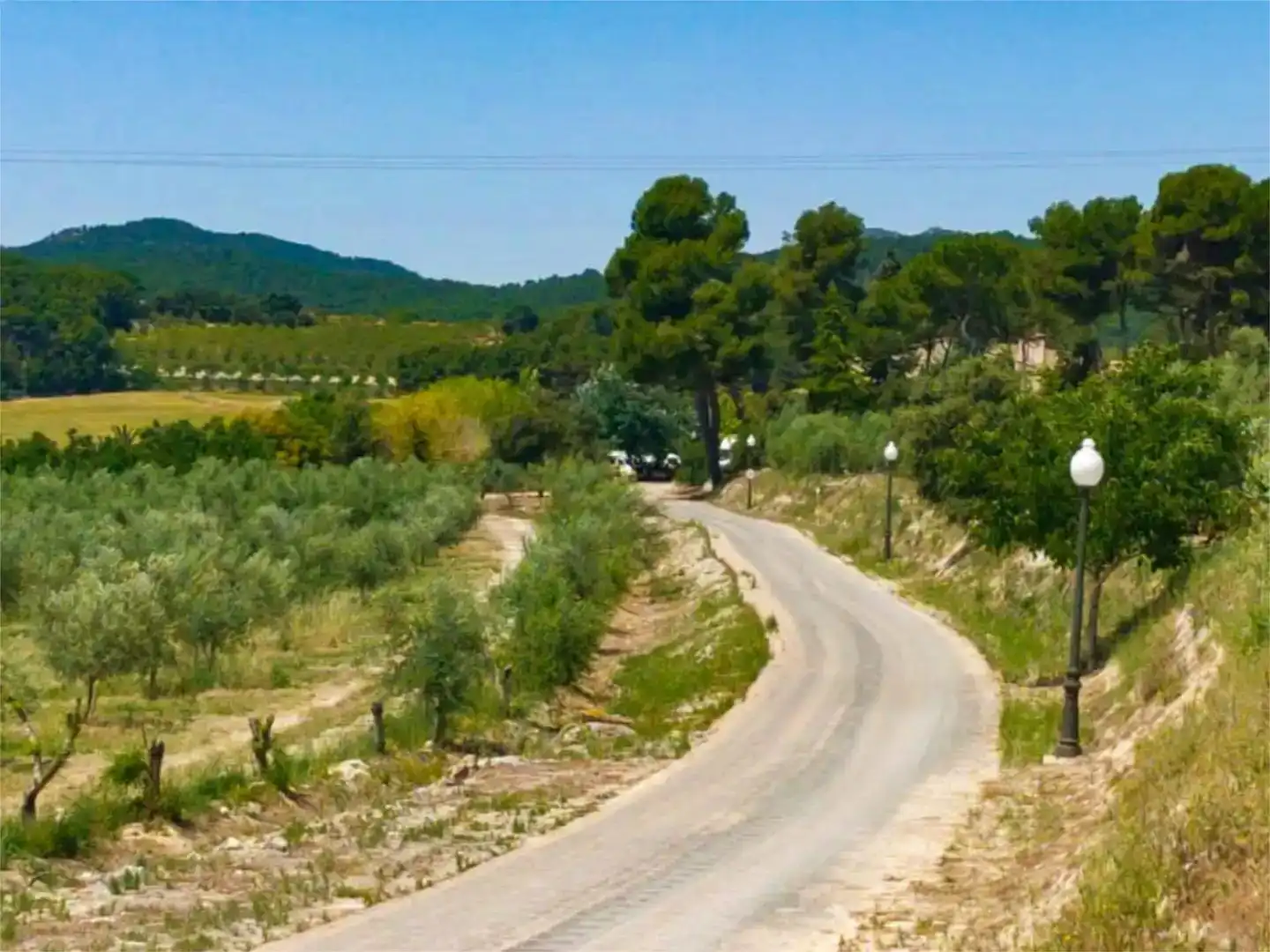 Außenansicht von Wohnung zur Miete in Alcoy / Alcoi mit Klimaanlage, Privatgarten und Schwimmbad