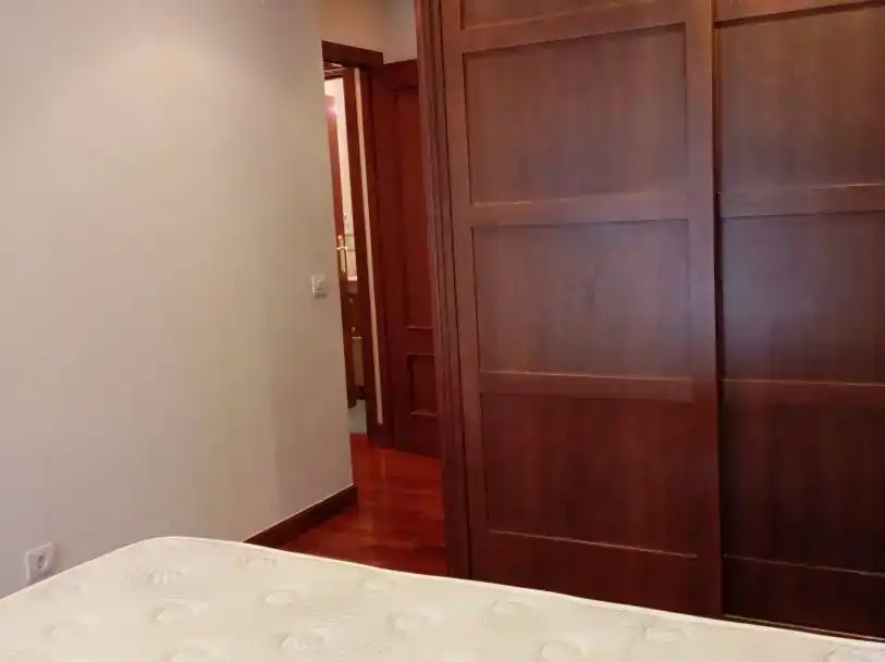 Dormitori de Pis en venda en Ampuero amb Balcó