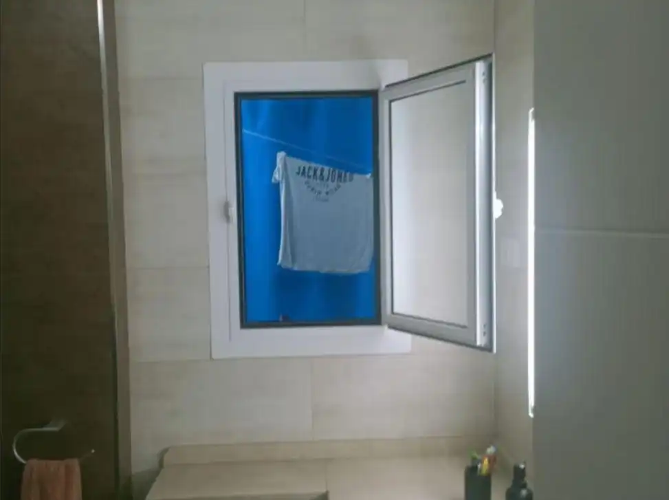 Baño de Ático de alquiler en Sevilla con Aire acondicionado, Terraza y Amueblado
