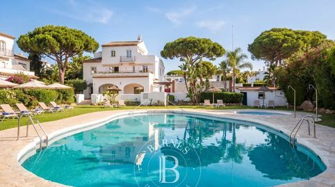 Foto 3 de Piso en venta en Parque Central, Estepona