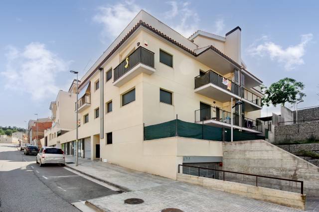 Garaje en Venta en C/ Segimon Tomeu en Torrelavit
