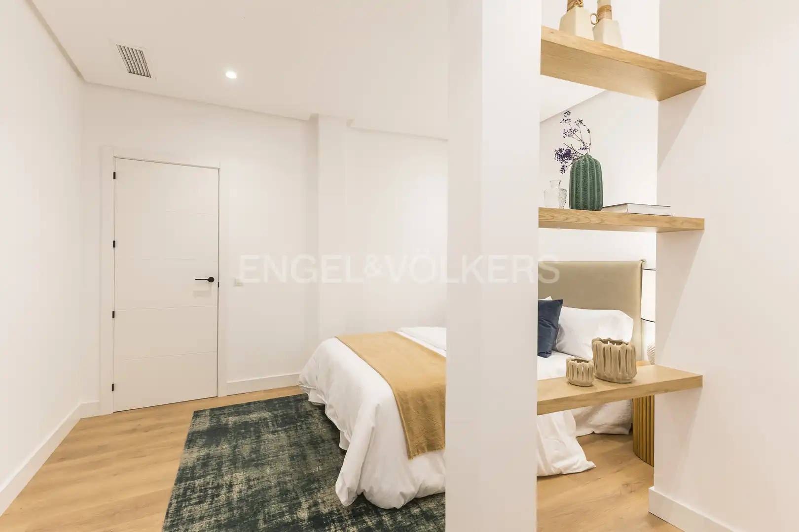 Flat for sale in Sol