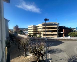 Vista exterior de Pis de lloguer en Torrelavega  amb Balcó